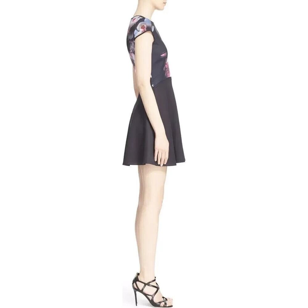 Ted Baker Skater Dress in Ethereal Posie Floral Scuba-Like Mini Dress Size 0 - Picture 15 of 16